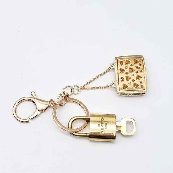 100% Auth Louis Vuitton Lock & Key with unbranded Bagcharm, Keycharm, Keychain - Picture 2 of 7